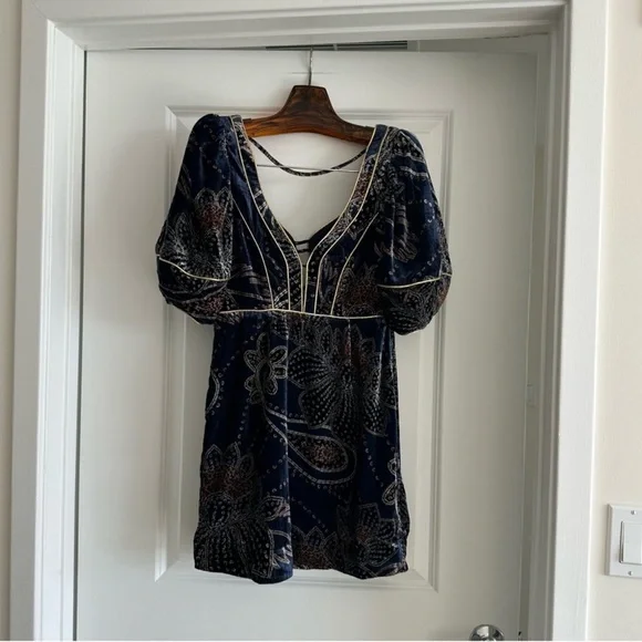 blue floral glam scarf velvet mini dress Mini Dress Blue Floral Velvet Dress Blue Floral Glam Scarf Velvet Mini Dress FARM Rio